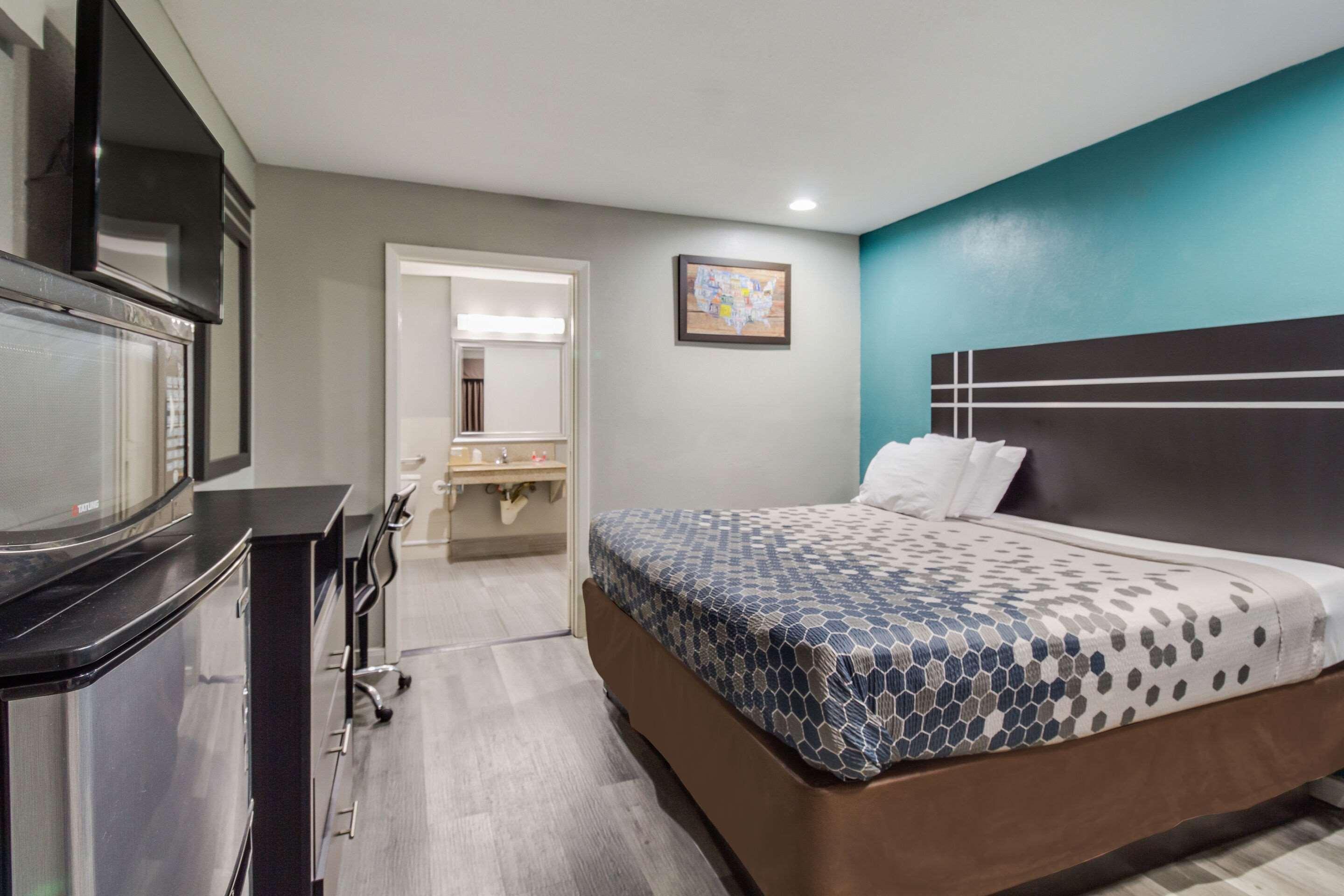Econo Lodge Houston Brookhollow מראה חיצוני תמונה