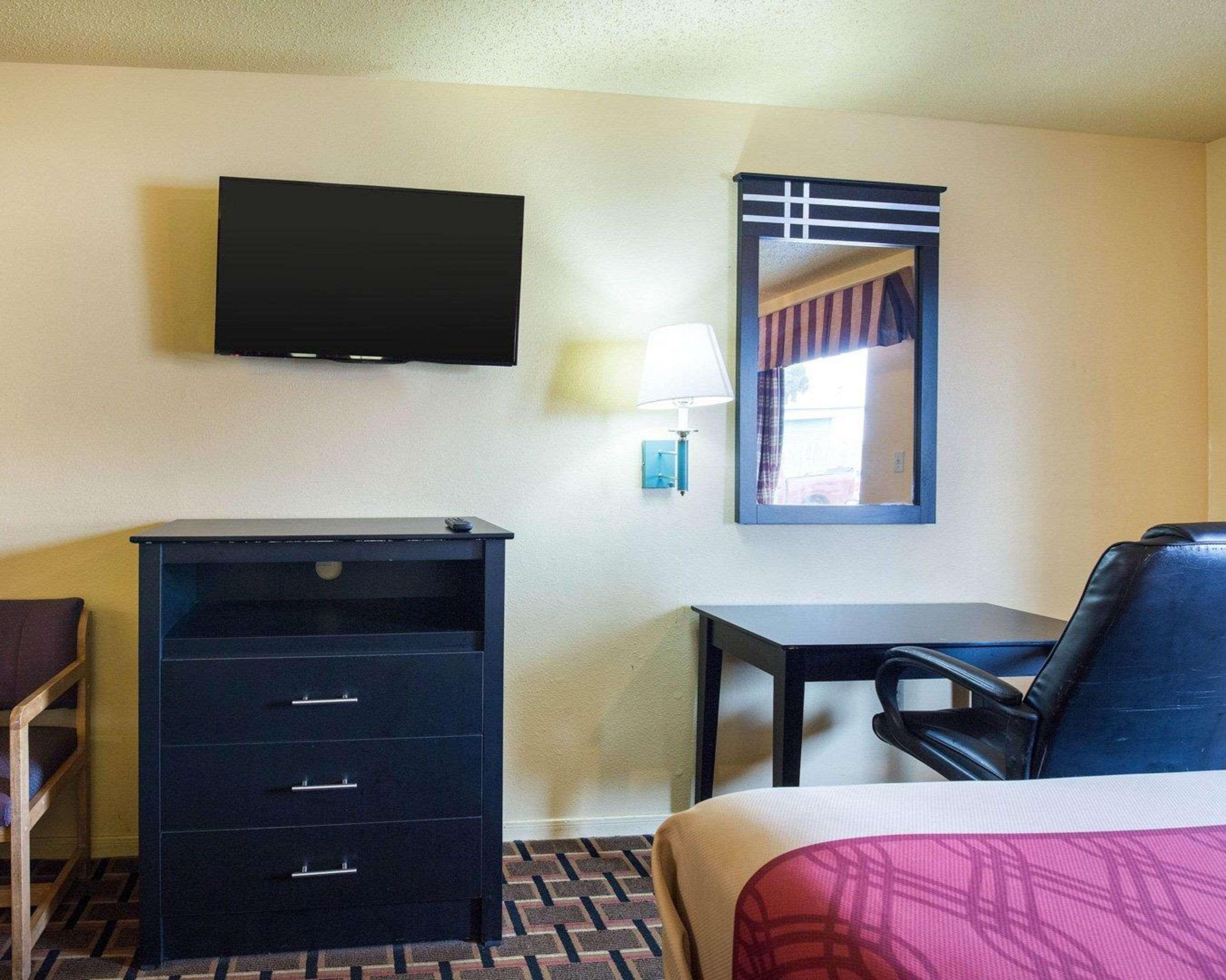 Econo Lodge Houston Brookhollow מראה חיצוני תמונה
