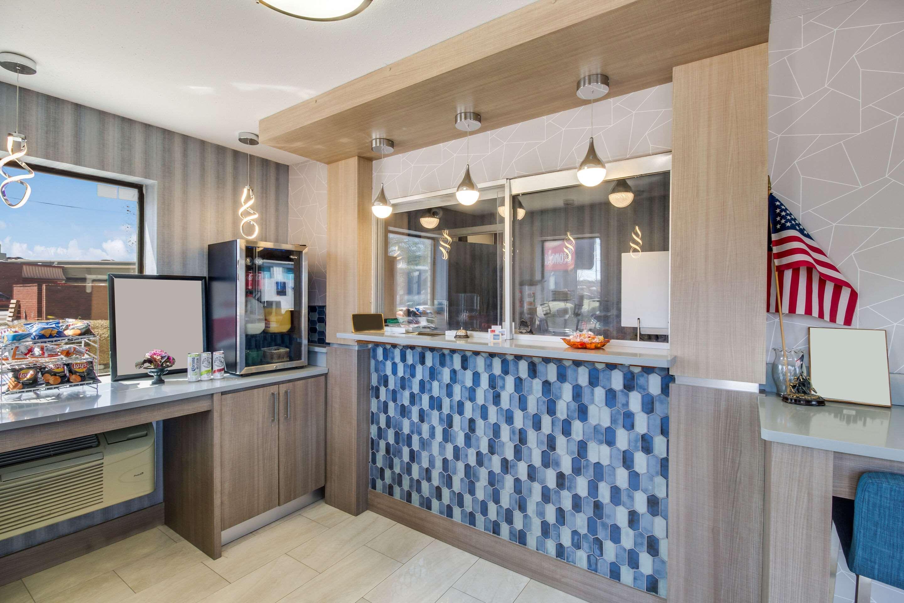 Econo Lodge Houston Brookhollow מראה חיצוני תמונה