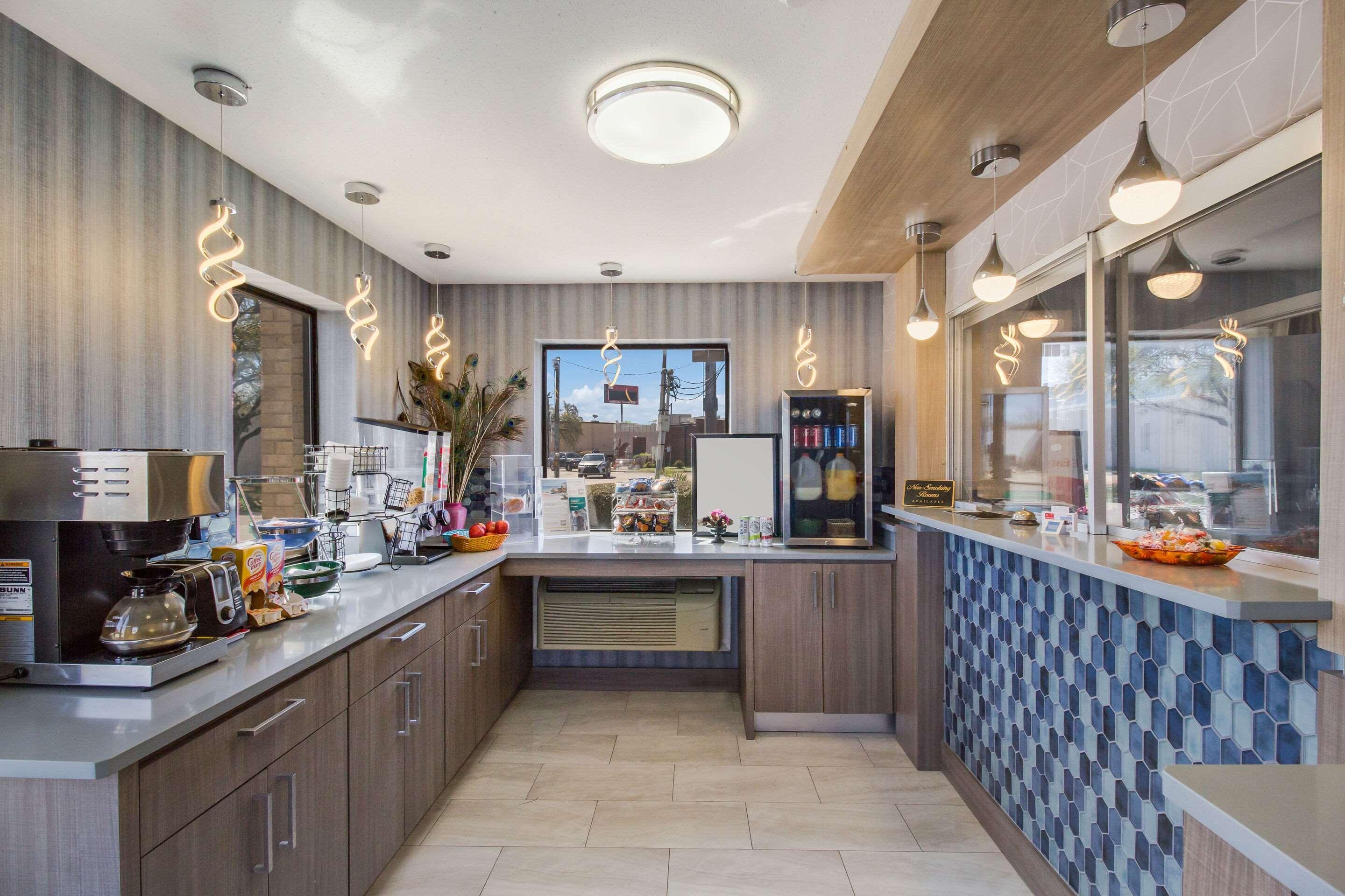 Econo Lodge Houston Brookhollow מראה חיצוני תמונה