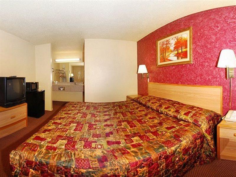 Econo Lodge Houston Brookhollow מראה חיצוני תמונה